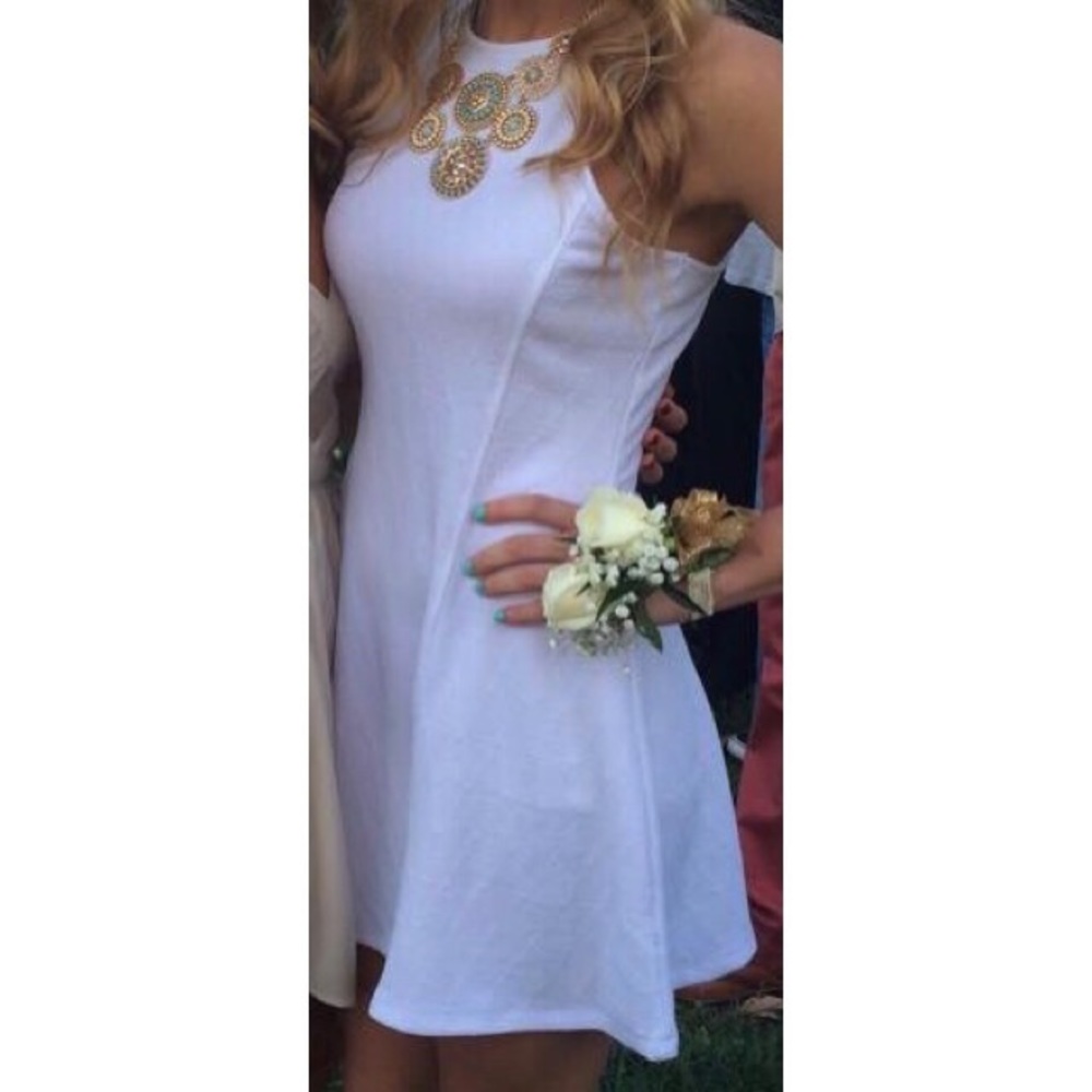 Macy’s White Patterned Dress